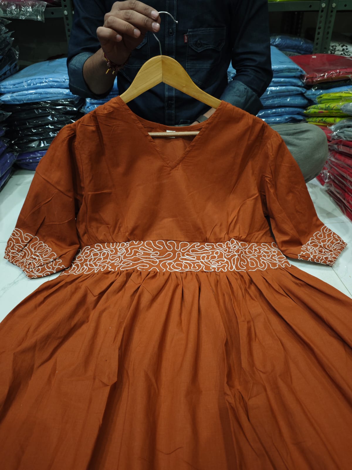 Women's Rust Embroidered Empire Waist Puff Sleeve Midi Dress